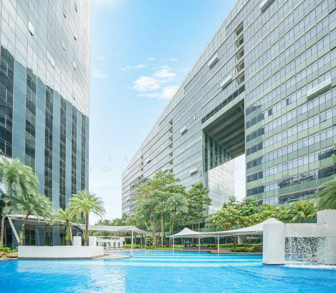 Outdoor Swimming Pools