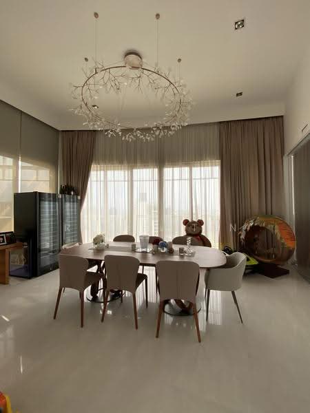 Saint Thomas Suites, 31 St. Thomas Walk, 6 Bedrooms, 7,686 sqft, Condominium For Rent, by Rachel Tan, 18812291 - Formal dining room - PropertyGuru.com.sg