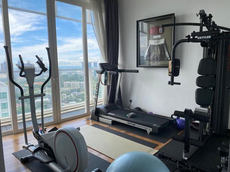 Saint Thomas Suites, 31 St. Thomas Walk, 6 Bedrooms, 7,686 sqft, Condominium For Rent, by Rachel Tan, 18812291 - Gym room - PropertyGuru.com.sg