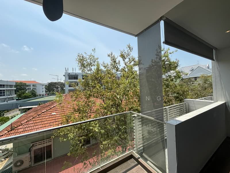 For Rent - Laverne's Loft