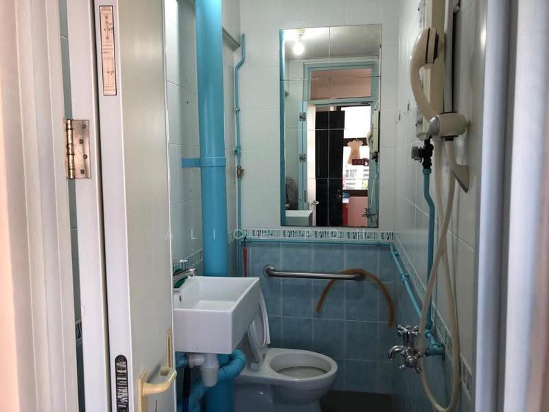 37 Jalan Rumah Tinggi, 37 Jalan Rumah Tinggi, Alexandra / Commonwealth, 2 Bedrooms, 500 sqft, HDB Flat For Rent, by Alice Poh, 18819863 - PropertyGuru.com.sg