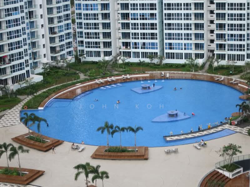 Waterview, 91 Tampines Avenue 1, 2 Bedrooms, 936 sqft, Condominium For Rent, by John Koh, 18839579 - Swimming Pool - PropertyGuru.com.sg