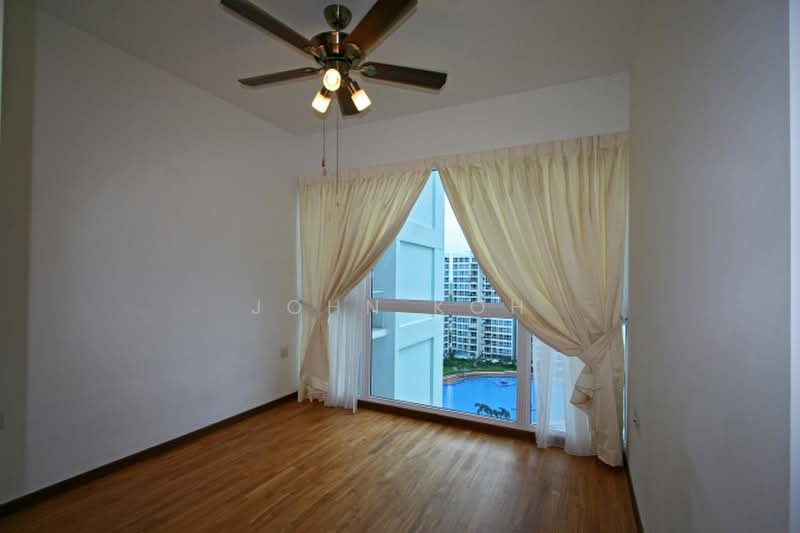 Waterview, 91 Tampines Avenue 1, 2 Bedrooms, 936 sqft, Condominium For Rent, by John Koh, 18839579 - Master Bedroom - PropertyGuru.com.sg