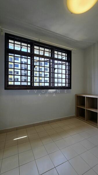 Utility Room (3rd room)