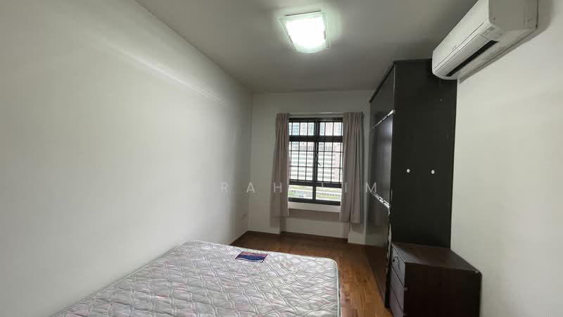 79B Toa Payoh Central, 79B Toa Payoh Central, 3 Bedrooms, 979 sqft, HDB Flat For Rent, by Sarah Lim, 18871370 - PropertyGuru.com.sg