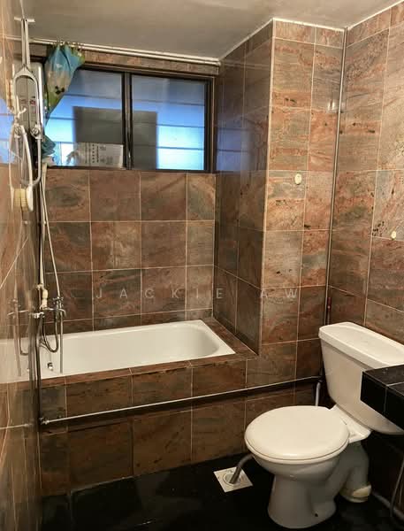 Teresa Ville, 1001 Lower Delta Road, Room Rental, 130 sqft, Condominium For Rent, by Jackie Aw, 18898919 - PropertyGuru.com.sg
