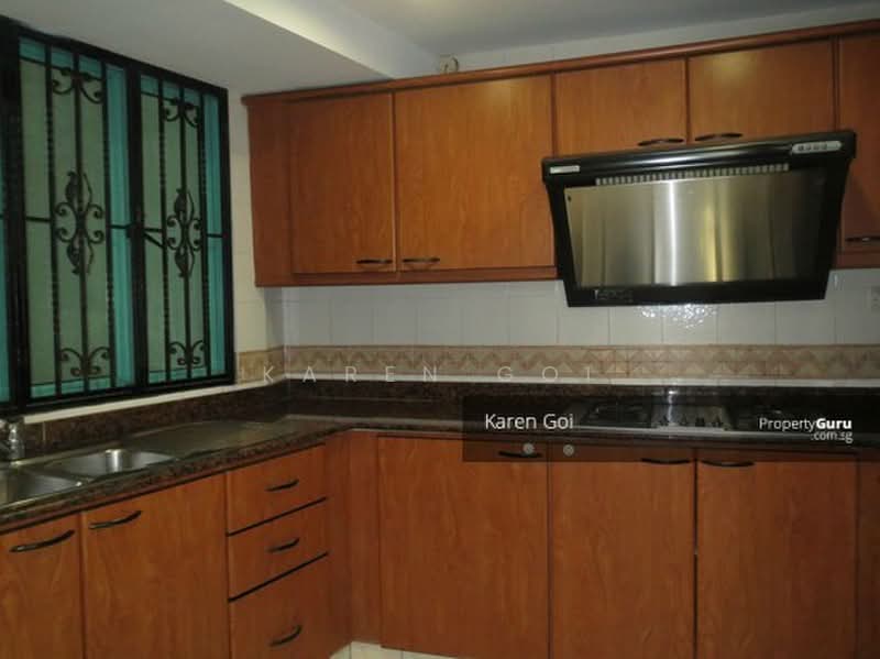 Southaven II, 33 Hindhede Walk, 4 Bedrooms, 1,895 sqft, Condominium For Rent, by Karen Goi, 18902287 - PropertyGuru.com.sg