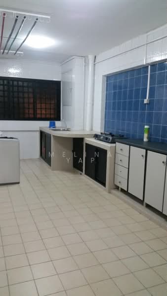 437 Tampines Street 43, 437 Tampines Street 43, 2 Bedrooms, 796 sqft, HDB Flat For Rent, by Melina Yap, 18904120 - PropertyGuru.com.sg