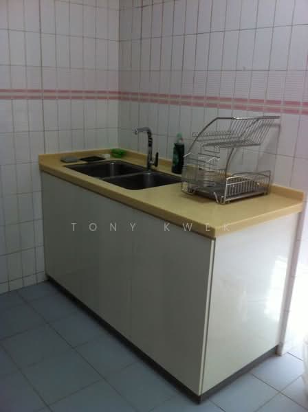 153 Yung Ho Road, 153 Yung Ho Road, Room Rental, 150 sqft, HDB Flat For Rent, by Tony Kwek, 18904271 - PropertyGuru.com.sg