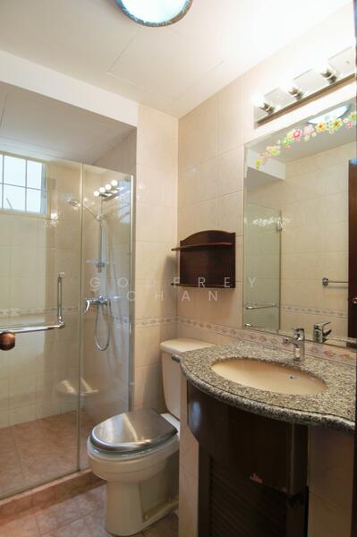 Castle Green, 487 Yio Chu Kang Road, 2 Bedrooms, 947 sqft, Condominium For Rent, by Godfrey Chan, 18906417 - PropertyGuru.com.sg