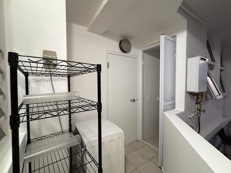 Nuovo, 21 Ang Mo Kio Avenue 9, Ang Mo Kio / Bishan / Thomson, 3 Bedrooms, 1,281 sqft, Condominium For Rent, by Lawrence Tan, 18910661 - Yard Area - PropertyGuru.com.sg