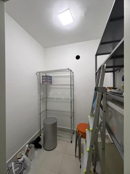 Nuovo, 21 Ang Mo Kio Avenue 9, Ang Mo Kio / Bishan / Thomson, 3 Bedrooms, 1,281 sqft, Condominium For Rent, by Lawrence Tan, 18910661 - Storeroom - PropertyGuru.com.sg