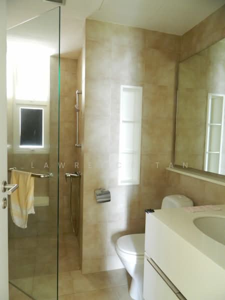 Nuovo, 21 Ang Mo Kio Avenue 9, 3 Bedrooms, 1,281 sqft, Condominium For Rent, by Lawrence Tan, 18910661 - Common Toilet - PropertyGuru.com.sg