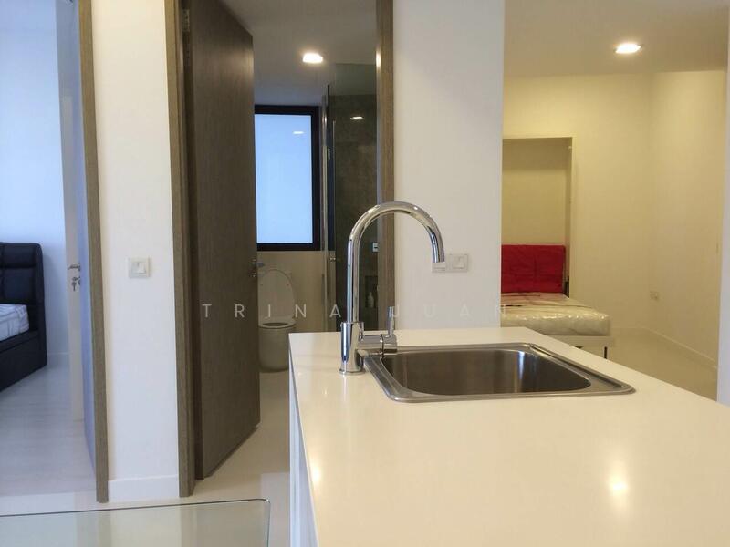 Master/Restroom entrance