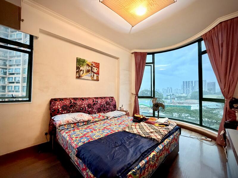 For Rent - Thomson 800