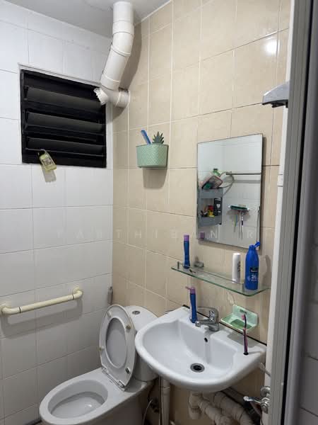 491 Jurong West Avenue 1, 491 Jurong West Avenue 1, 2 Bedrooms, 721 sqft, HDB Flat For Rent, by Parthiban R, 18937094 - PropertyGuru.com.sg
