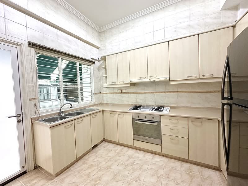 Summer Gardens, Upper Changi Road East, 5 Bedrooms, 3,025 sqft, Terraced House For Rent, by Mark Chee, 18958403 - PropertyGuru.com.sg