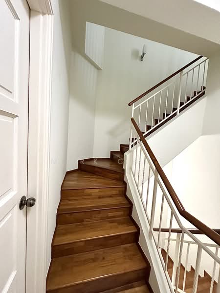 Summer Gardens, Upper Changi Road East, 5 Bedrooms, 3,025 sqft, Terraced House For Rent, by Mark Chee, 18958403 - PropertyGuru.com.sg