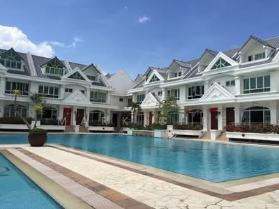 For Rent - Summer Gardens