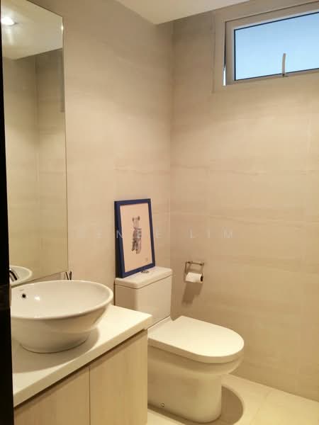 St Martin's Drive, 3 St Martin's Drive, 1 Bedroom, 1,100 sqft, Apartment For Rent, by Renee Lim, 18959936 - Powder Room - PropertyGuru.com.sg