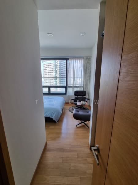 Concourse Skyline, 298 Beach Road, 1 Bedroom, 829 sqft, Condominium For Rent, by Tom Leow, 18960428 - PropertyGuru.com.sg