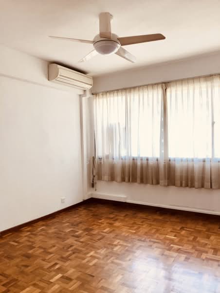 Sommerville Park, 73 Farrer Drive, 3 Bedrooms, 1,948 sqft, Condominium For Rent, by Trisha Lee, 18966196 - Master Room - PropertyGuru.com.sg