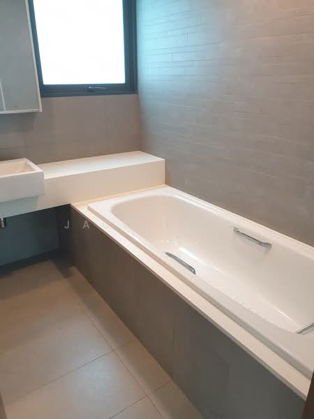 The Suites @ Central, 57B Devonshire Road, 3 Bedrooms, 1,453 sqft, Condominium For Rent, by Jacqueline Lee, 18967131 - PropertyGuru.com.sg