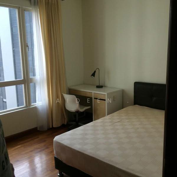 Burlington Square, 175 Bencoolen Street, Beach Road / Bugis / Rochor, 2 Bedrooms, 870 sqft, Apartment For Rent, by Maideen ., 18973269 - PropertyGuru.com.sg