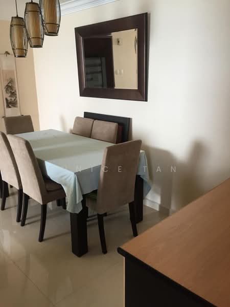 Mandarin Gardens, 5 Siglap Road, 2 Bedrooms, 1,001 sqft, Condominium For Rent, by Eunice Tan, 18984658 - PropertyGuru.com.sg