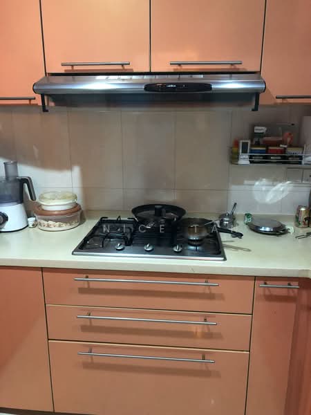 Mandarin Gardens, 5 Siglap Road, 2 Bedrooms, 1,001 sqft, Condominium For Rent, by Eunice Tan, 18984658 - PropertyGuru.com.sg