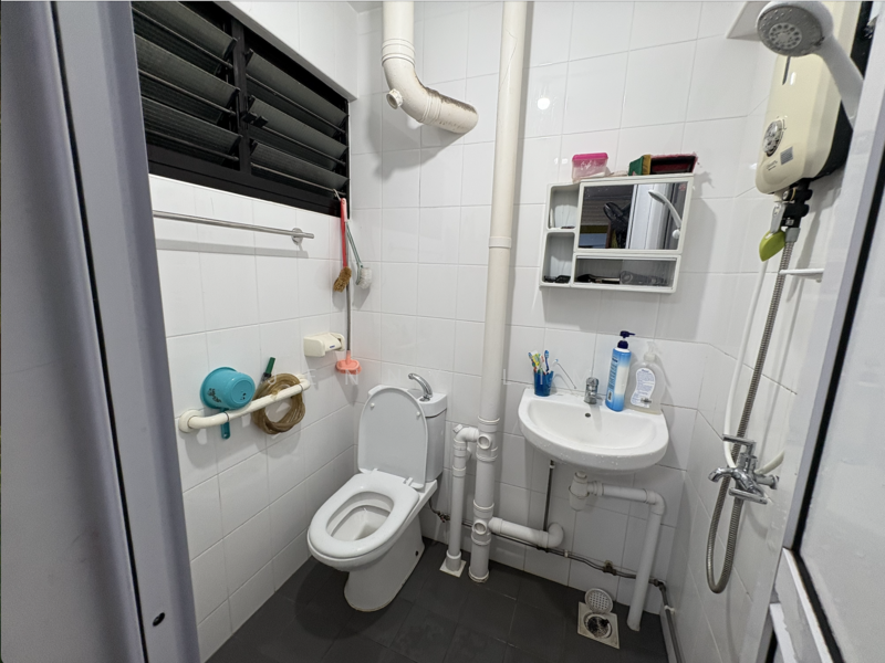 For Rent - blk 121 bedok reservoir road