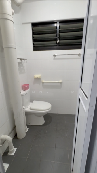 For Rent - blk 121 bedok reservoir road