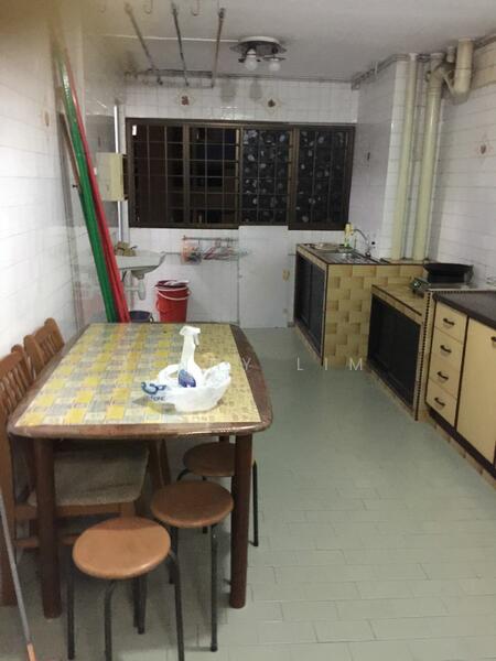 For Rent - blk 121 bedok reservoir road