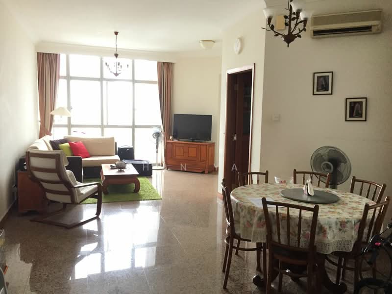 The Bayshore, 30 Bayshore Road, 3 Bedrooms, 1,184 sqft, Condominium For Rent, by Shan Yap, 19020012 - Spacious and Breezy Living Hall - PropertyGuru.com.sg