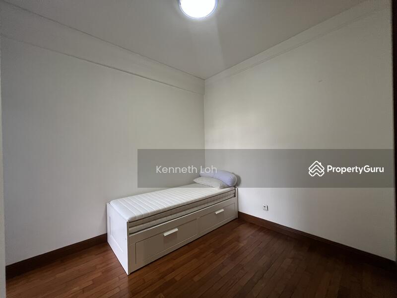 For Rent - River Place