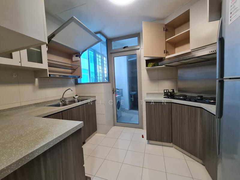 Blue Horizon, 21 West Coast Crescent, 3 Bedrooms, 1,216 sqft, Condominium For Rent, by Eunice Tan, 19022891 - PropertyGuru.com.sg