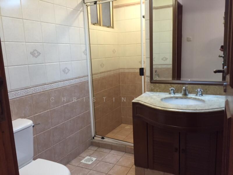 Common Toilet