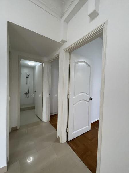 Pinewood Gardens, 23 Balmoral Park, Tanglin / Holland / Bukit Timah, 3 Bedrooms, 1,259 sqft, Condominium For Rent, by Sarah Lim, 19034157 - PropertyGuru.com.sg
