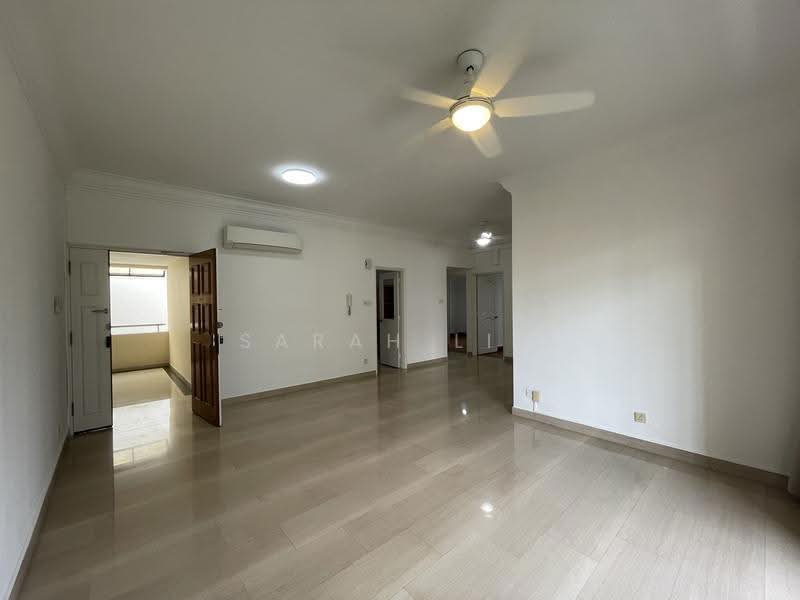 Pinewood Gardens, 23 Balmoral Park, Tanglin / Holland / Bukit Timah, 3 Bedrooms, 1,259 sqft, Condominium For Rent, by Sarah Lim, 19034157 - PropertyGuru.com.sg