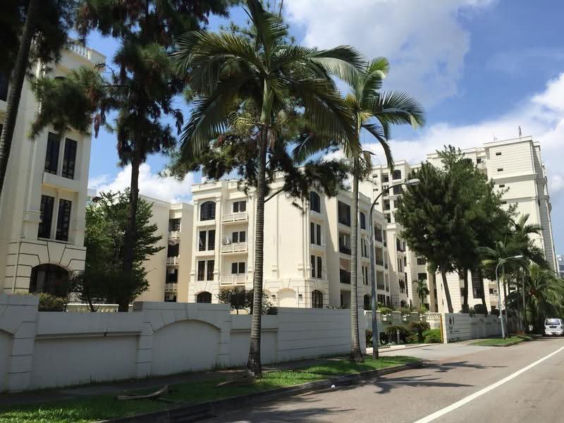Pinewood Gardens, 23 Balmoral Park, Tanglin / Holland / Bukit Timah, 3 Bedrooms, 1,259 sqft, Condominium For Rent, by Sarah Lim, 19034157 - Huge Landscape w full condo facilities - PropertyGuru.com.sg