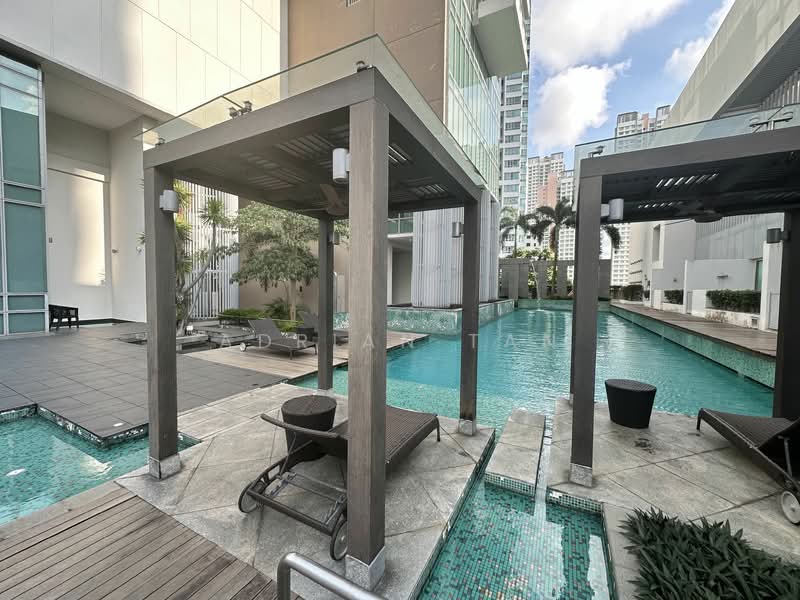 Regency Suites, 36 Kim Tian Road, 3 Bedrooms, 1,421 sqft, Apartment For Rent, by Adrian Tan, 19036781 - PropertyGuru.com.sg