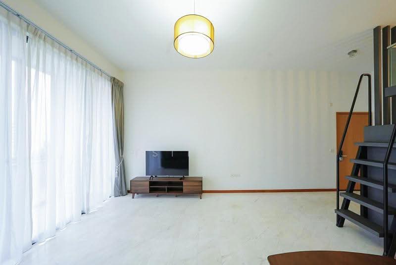 The Tennery, 5A Woodlands Road, Dairy Farm / Bukit Panjang / Choa Chu Kang, 2 Bedrooms, 872 sqft, Condominium For Rent, by Lester Ng, 19042390 - Living Room - PropertyGuru.com.sg