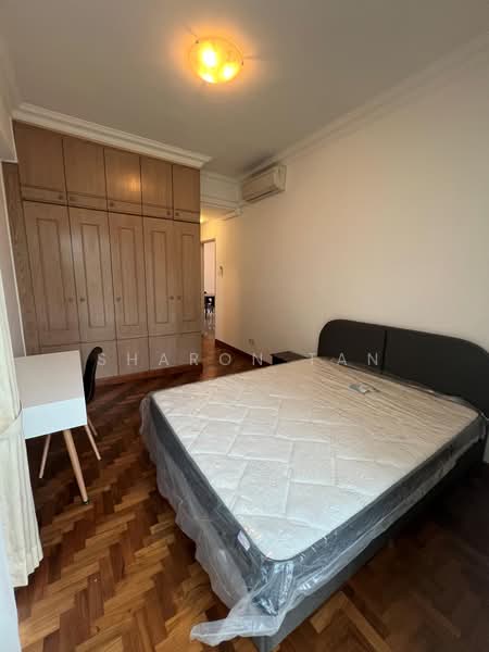 Royal Palm Mansions, 330 Pasir Panjang Road, 3 Bedrooms, 1,238 sqft, Condominium For Rent, by Sharon Tan, 19066867 - PropertyGuru.com.sg
