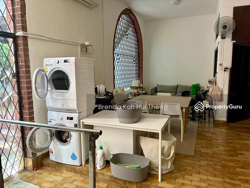 For Rent - Balmoral Park Townhouse with Pool