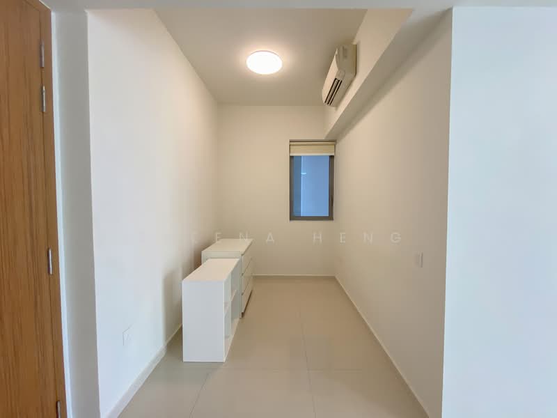 Bedok Residences, 24 Bedok North Drive, 1 Bedroom, 592 sqft, Condominium For Rent, by Sheena Heng, 19076259 - PropertyGuru.com.sg