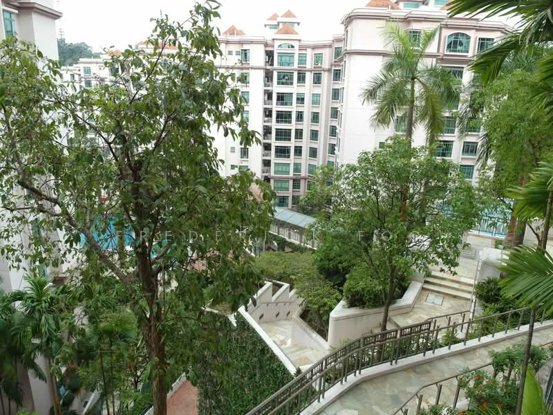 The Hillside, 343 Upper Bukit Timah Road, 4 Bedrooms, 1,780 sqft, Condominium For Rent, by Frederick Foo, 19079494 - External greenery view - PropertyGuru.com.sg