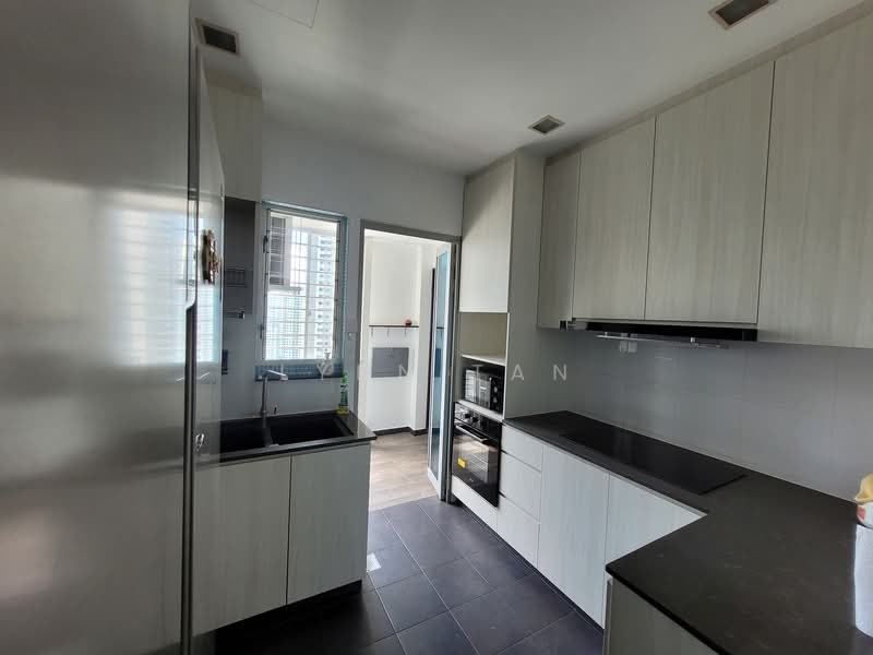 Harbour View Towers, 21 Telok Blangah Drive, 3 Bedrooms, 1,206 sqft, Condominium For Rent, by Lynn Tan, 19086841 - PropertyGuru.com.sg