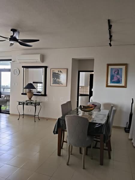 Mandarin Gardens, 7 Siglap Road, 3 Bedrooms, 1,572 sqft, Condominium For Sale, by Eric Lim, 19093985 - PropertyGuru.com.sg