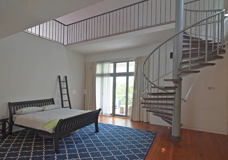For Rent - 800m Walk to MRT station! House w Big Garden and Pool near Australian, American, French, Nexus Sch