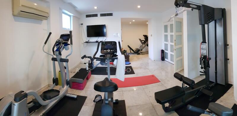 For Rent - 800m Walk to MRT station! House w Big Garden and Pool near Australian, American, French, Nexus Sch